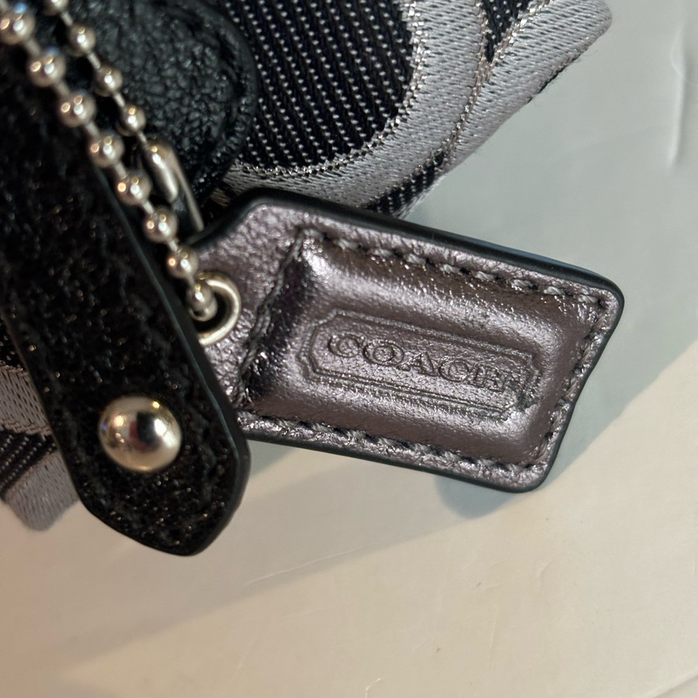 COACH Gunmetal Black/Black C Logo COSMETIC BAG NWOT - Picture 6 of 15